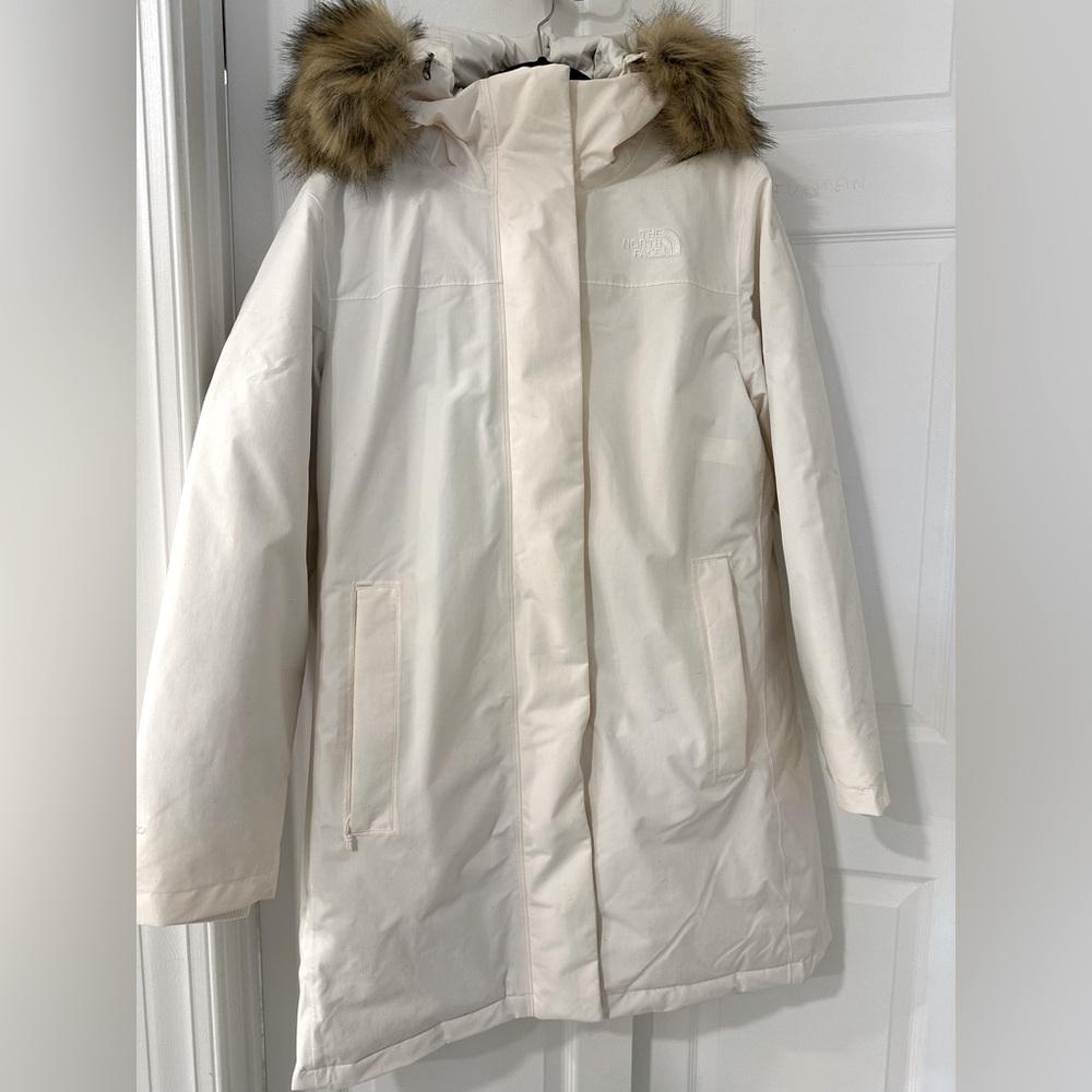 North Face Women’s Arctic Parka - Gardenia White